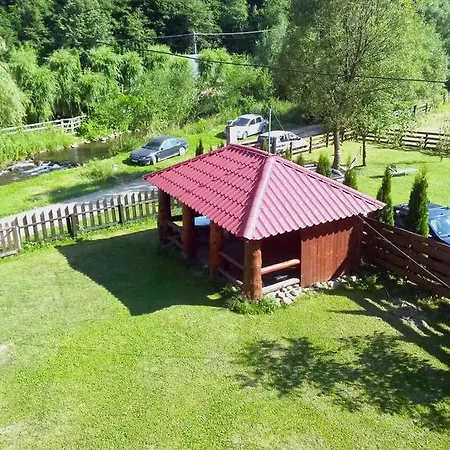 Chalet Paraul Casei * Marisel