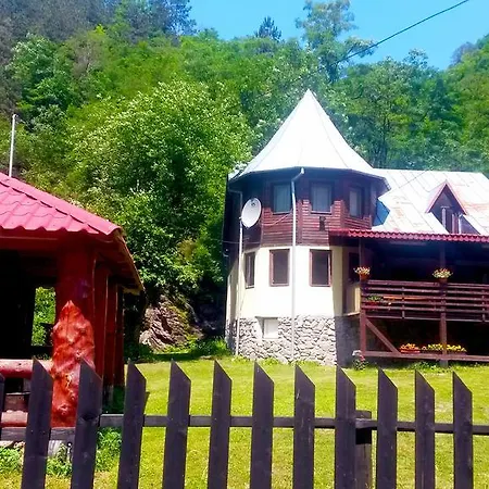 Holiday home Chalet Paraul Casei