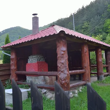 Chalet Paraul Casei Marisel